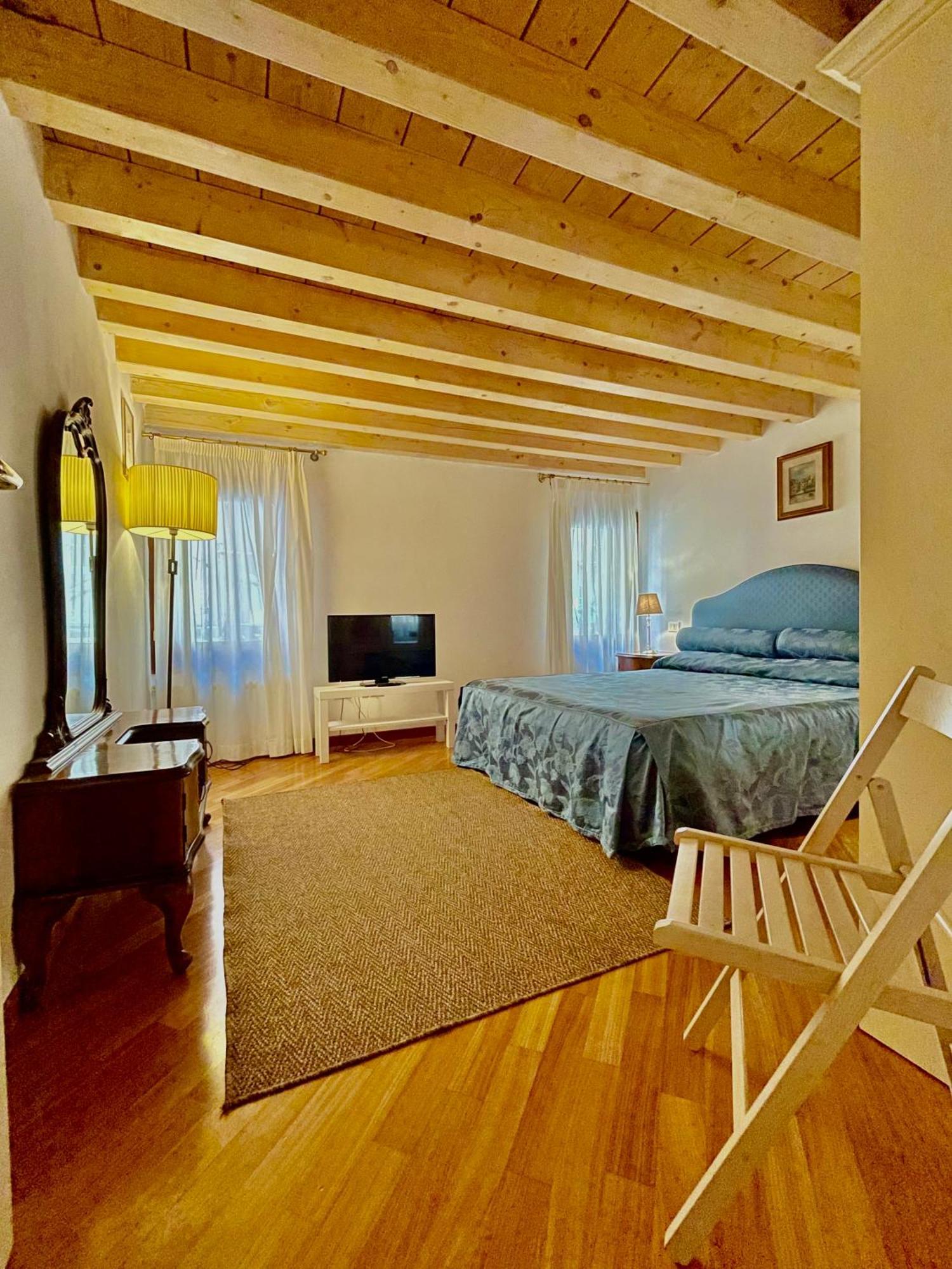 Furlani Apartment 1 Венеция Екстериор снимка